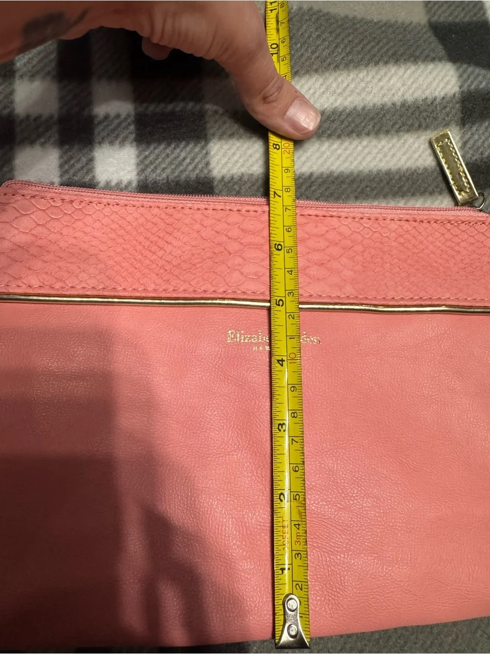 Elizabeth Arden compact cosmetic